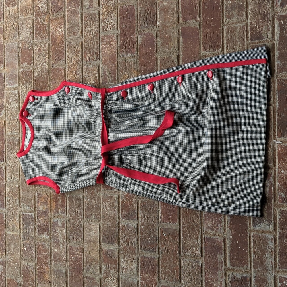 Vintage 1960s Aldrich Black, White, Red Wool Houndstooth and Knit Sheath Dress